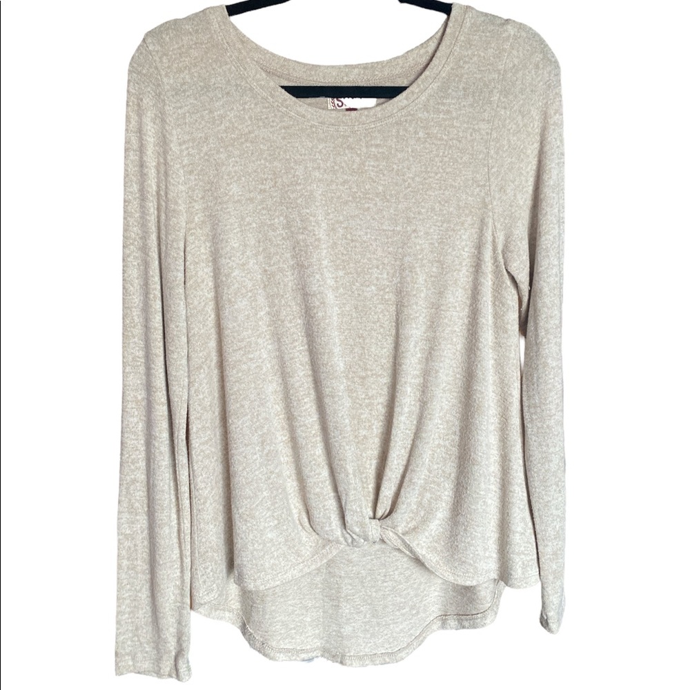 Twist bottom juniors cream long sleeve shirt